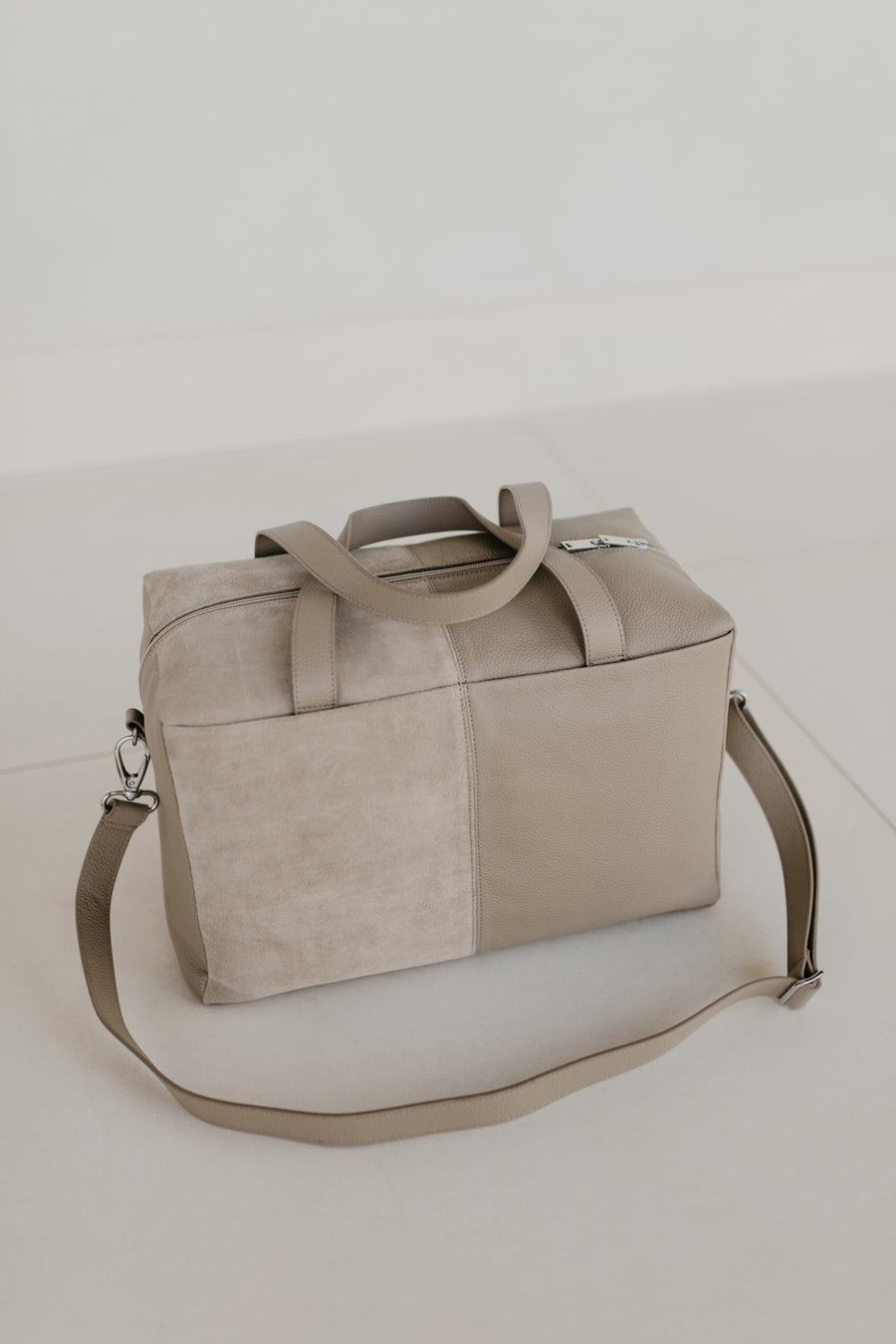 Weekender | Taupe Structured / Suède