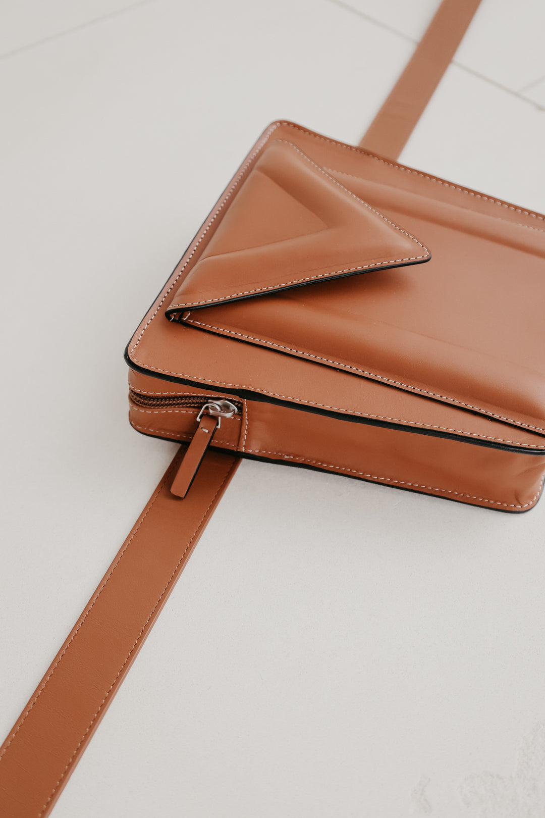 Belt Bag: Belt XL Light Cognac + Trapezium M Stitched Tricolor Cognac