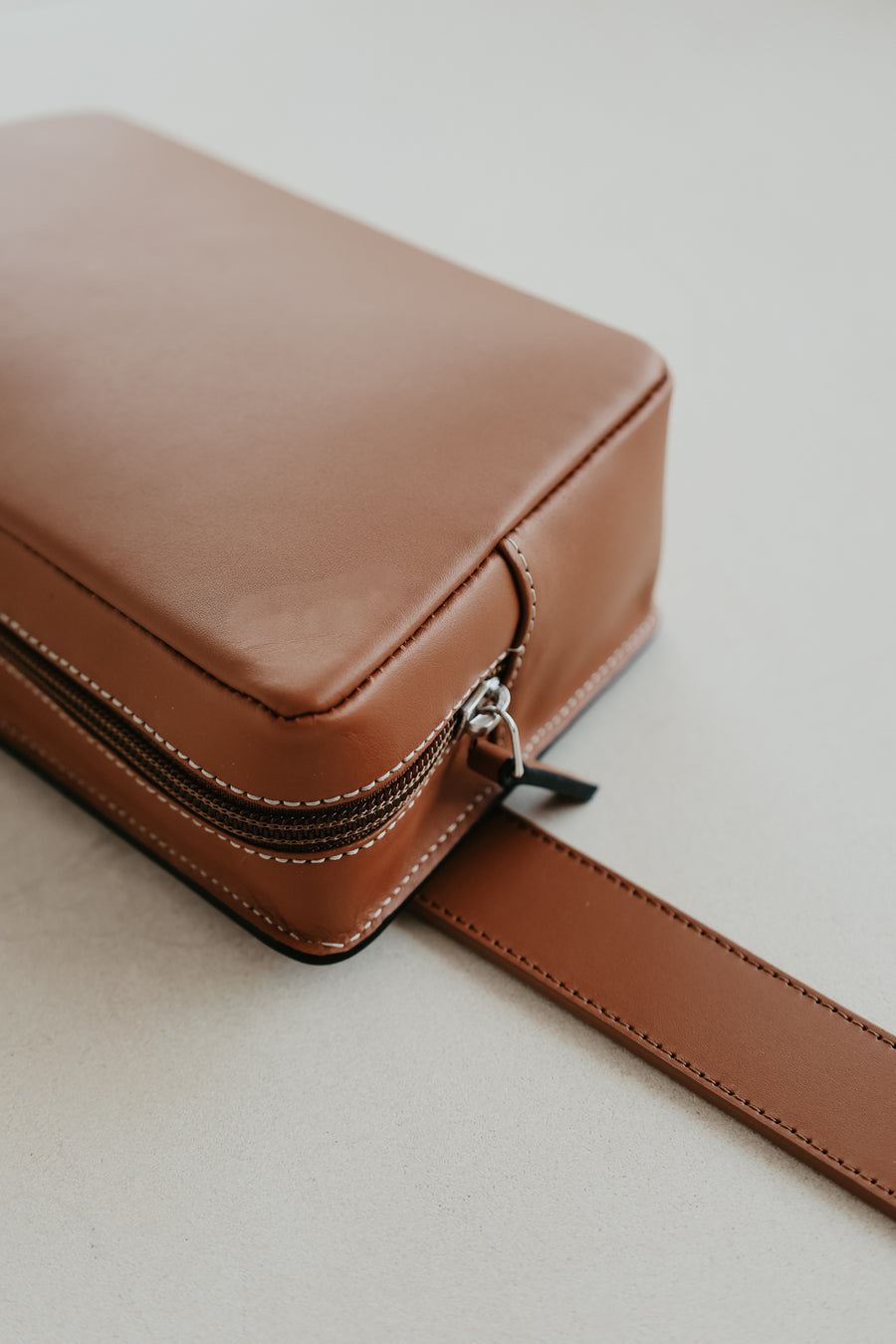 Belt Bag: Belt XL Light Cognac + Trapezium Stitched Tricolor Cognac