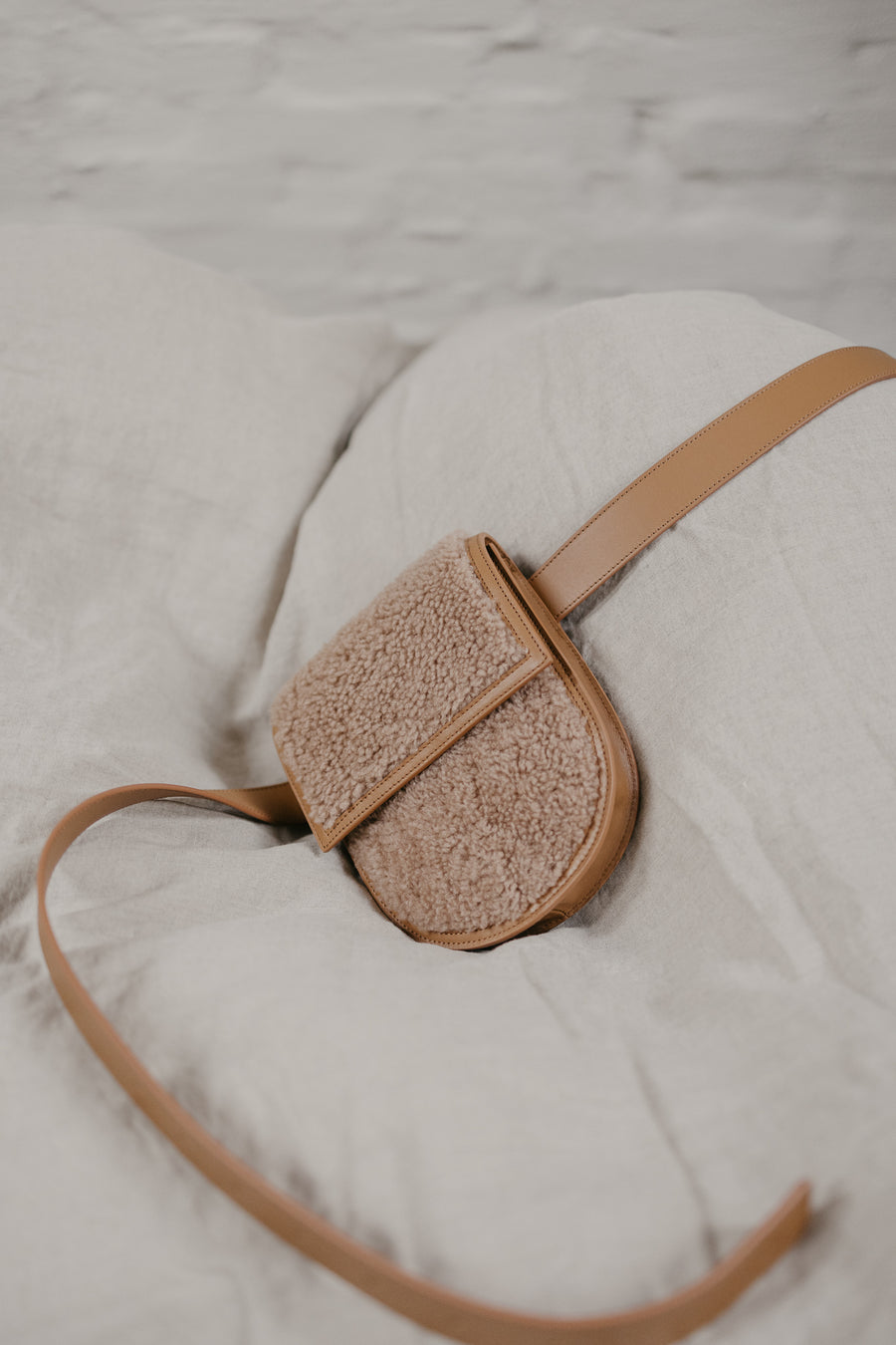 Belt Bag: Belt XL Cognac + Half Moon Teddy Cognac