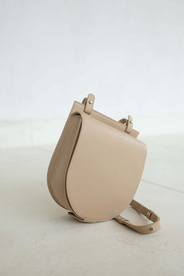 Single Saddle | Beige Structured